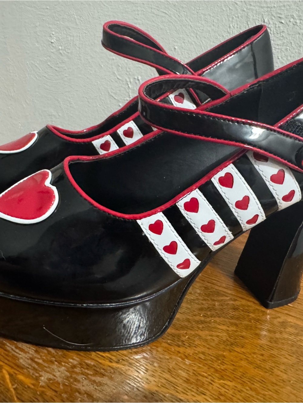 Funtasma Queen-55 Black Patent Mary Jane Costume Heels - Size 9